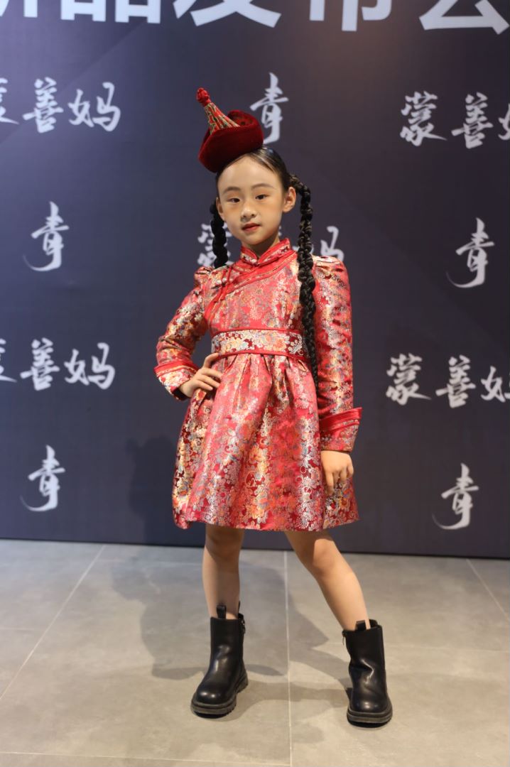 【蒙善妈】80码-165码五彩缤纷儿童民族风蒙古长袖裙女宝C2-2090