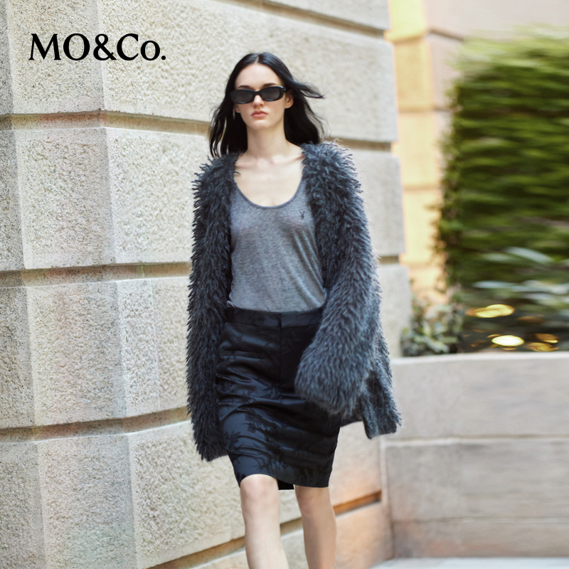 MOCO毛衣外套冬马海毛粗纺宽松MBD4CAR003