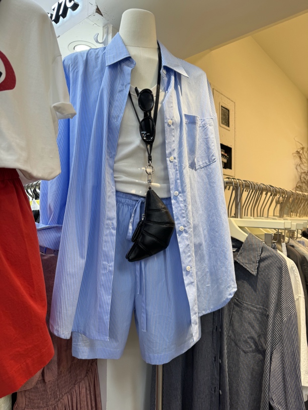 短款夏季显瘦韩版设计感休闲百搭薄款圆领T恤