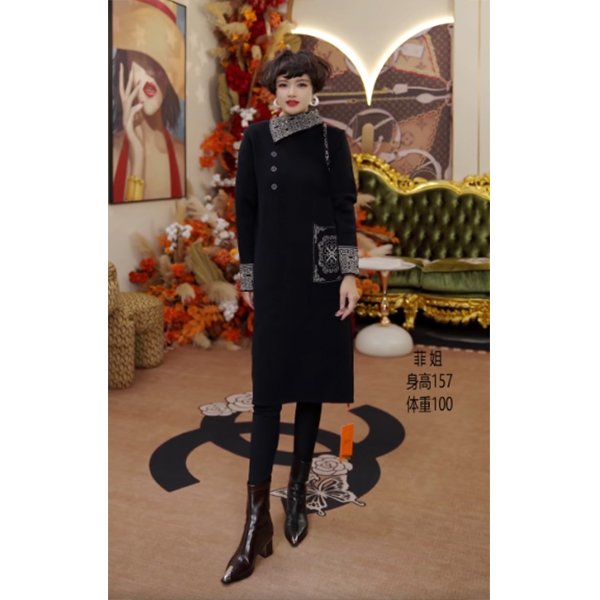 《自由女神》M218  时尚气质洋气中长款过膝宽松女士连衣裙