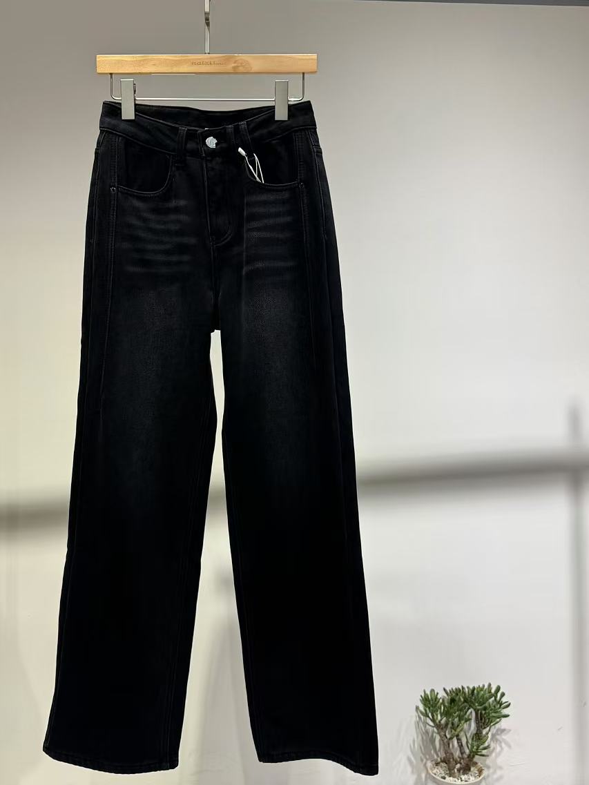 高腰宽松阔腿牛仔裤女秋季时尚百搭直筒长裤