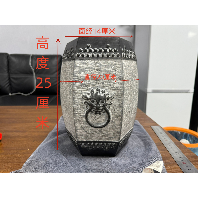 山西桌面摆件双虎头六棱鼓25厘米