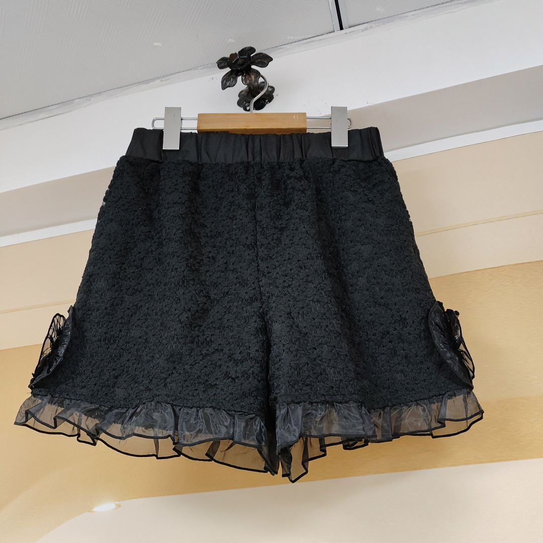 2024新款镂空重工刺绣百搭短裤打底减龄蕾丝时尚显瘦短裤98741