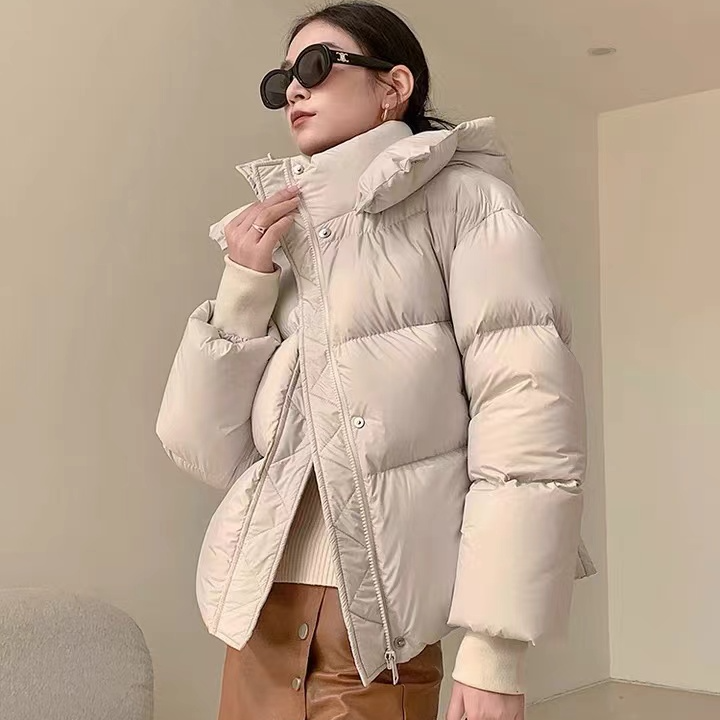 小个子新款面包短款保暖加厚泡芙女冬季爆款连帽羽绒服女款外套