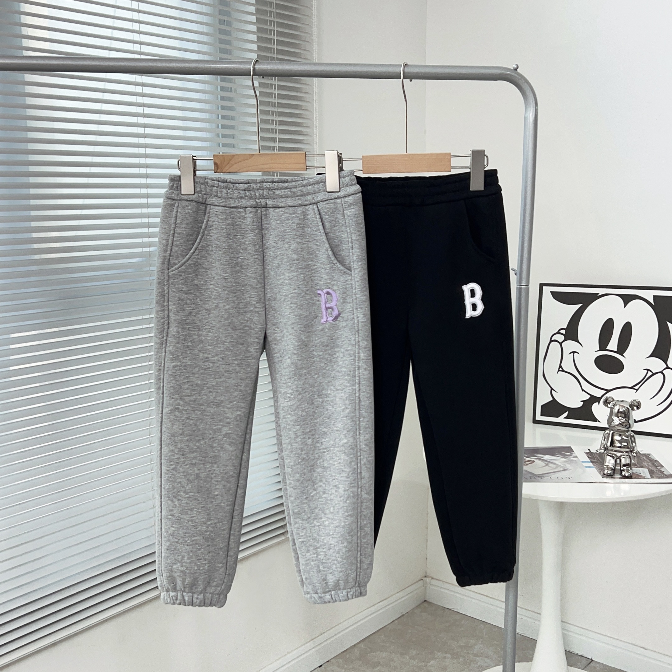 【不得不爱】男童女童B刺绣休闲加绒运动卫裤   019