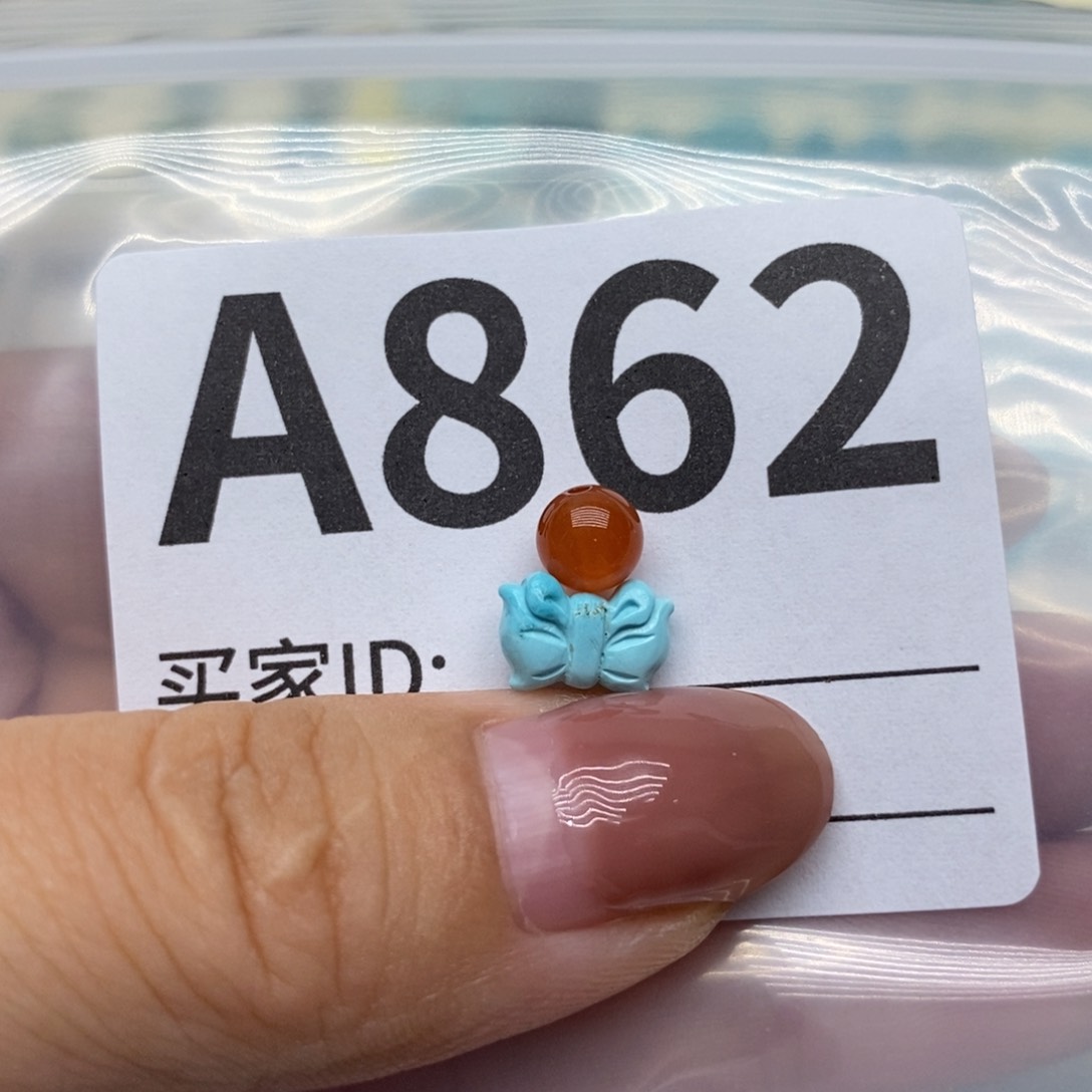 南红玛瑙配饰未镶嵌
