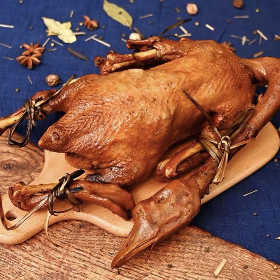 品味美香熏东北大鹅一只2.8斤-3.4斤发中通快递