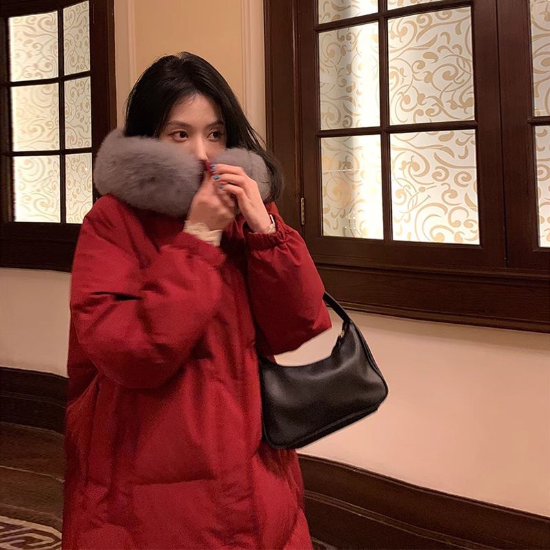 新年女生羽绒服红色长冬季新款大毛领白鸭绒超长过膝加厚保暖外套