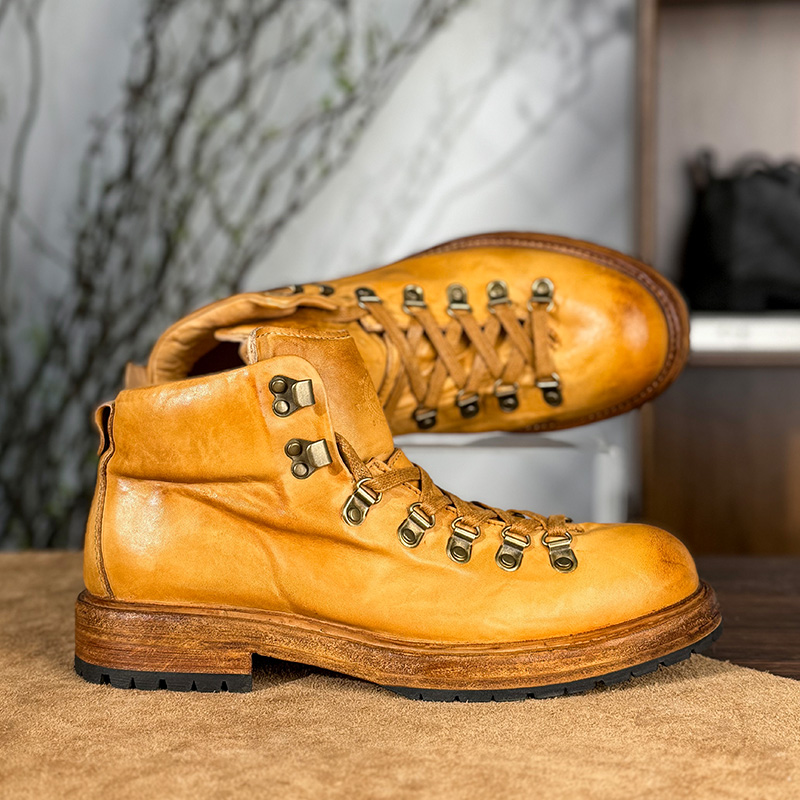 手工复古水洗马皮户外登山靴男士软底固特异手工靴低帮大黄工装靴