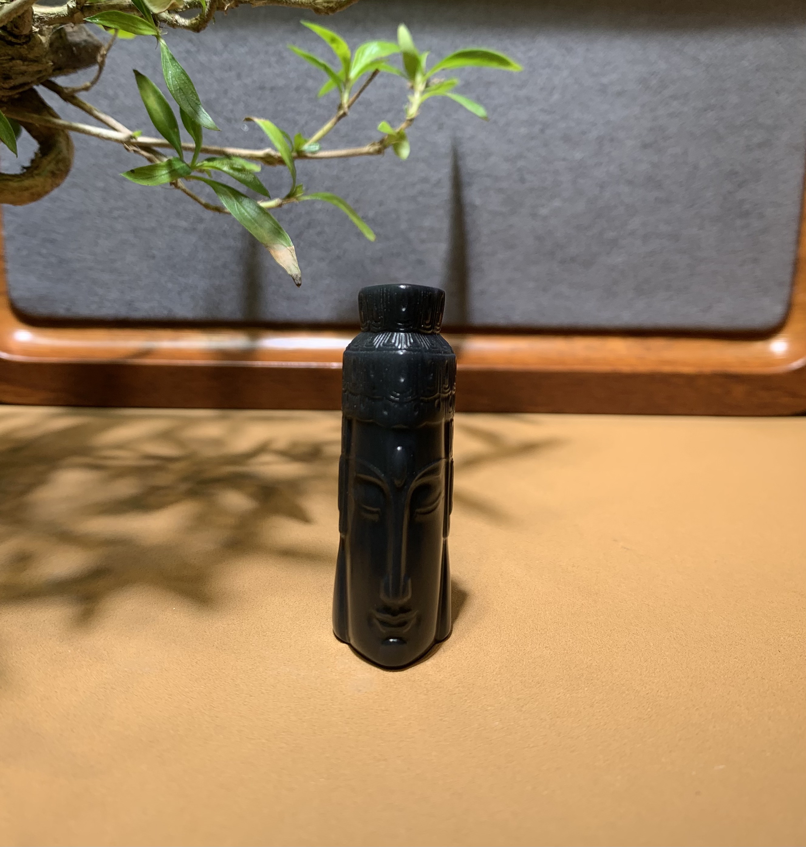 和田玉山料墨玉青花《佛首》吊坠 玉质细腻油润·精工精雕