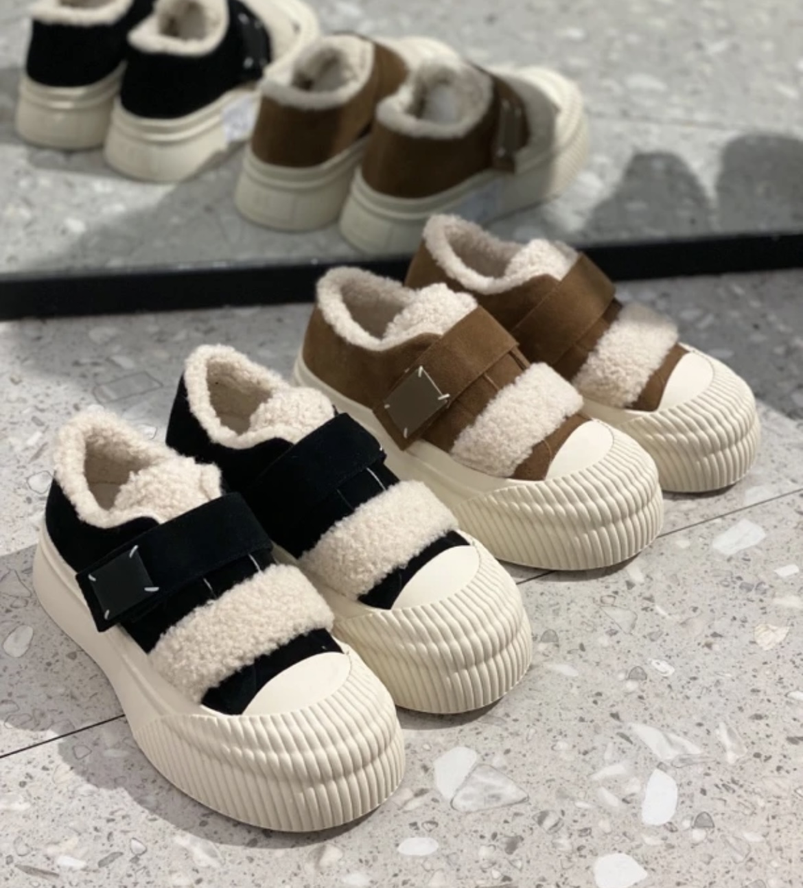 【老彭同学】新款休闲板鞋加绒厚底鞋6236