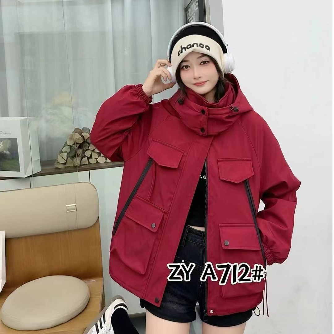 2025新款加棉加厚ins风工装大口袋冲锋衣防风防水显瘦户外女外套
