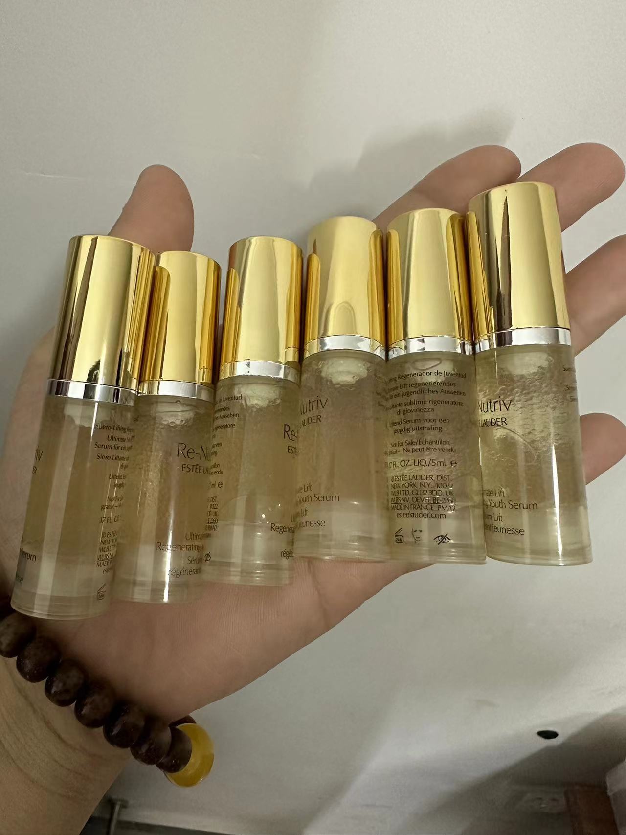 （6支30ml）白金花精粹精华5ml（一个正装量，正装30ml2500元）面膜