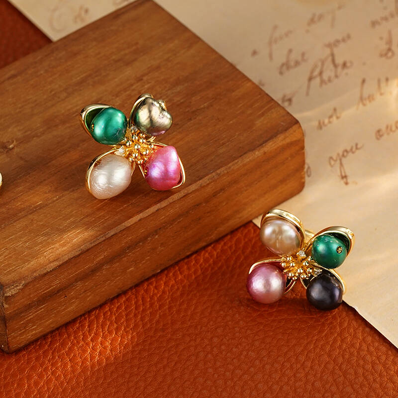 铜合金耳饰 5675【四季如春】彩色花瓣耳钉轻奢气质精致百搭耳饰