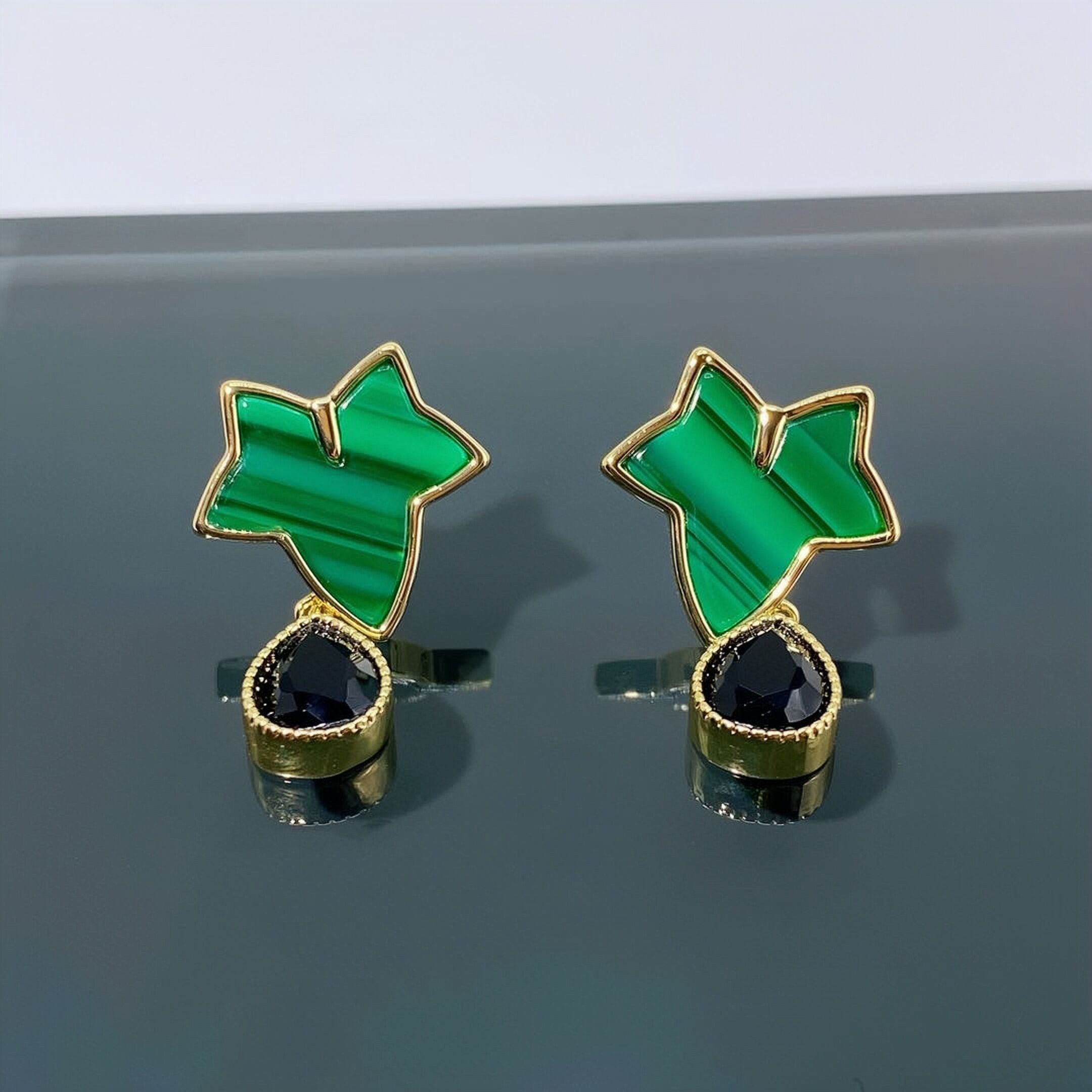 铜合金合成锆石耳饰 5541 日常百搭新潮小众枫叶轻奢显白耳环耳饰