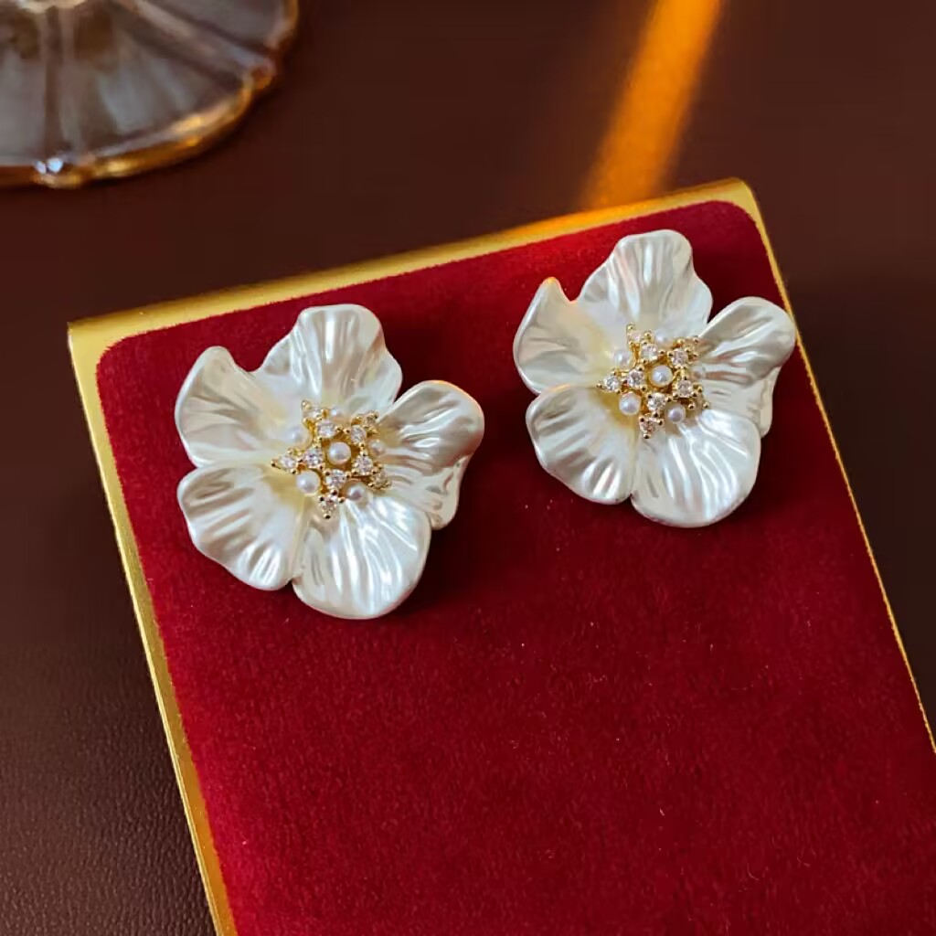 铜合金耳饰 8054 时尚气质花朵优雅度假耳环超仙小清新百搭耳饰