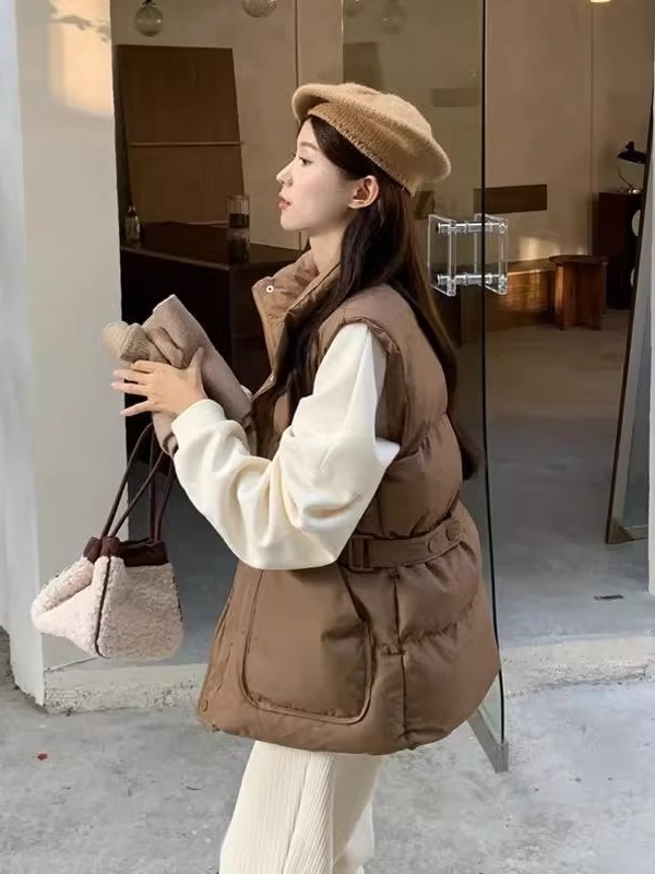 波司豋2023秋冬新款羽绒服马甲女设计腰带调节收腰显瘦宽松立领坎