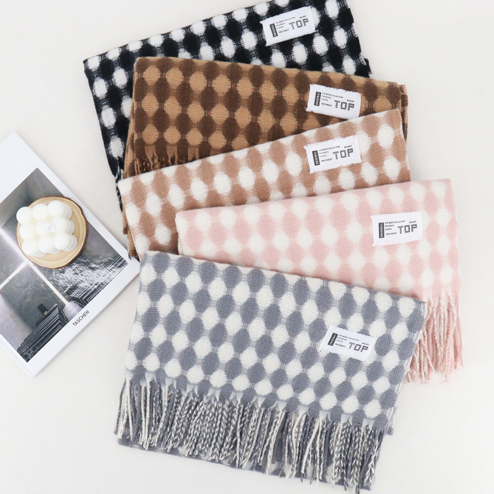 菱形格子围巾冬天爆款女高级感英伦风学生围巾男款围脖流苏披肩