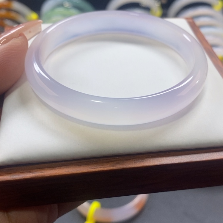 【闪购商品】玛瑙/玉髓手镯未镶嵌