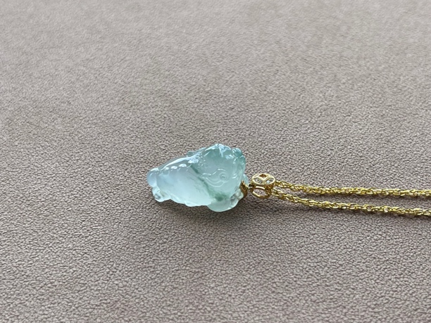 18k金纯天然缅料翡翠三脚金蟾吊坠 玖樘翡翠