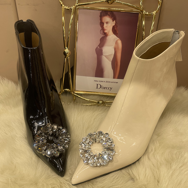 迪奥希高定设计师款 2025年秋冬季新款时装靴女舒适百搭 太阳花