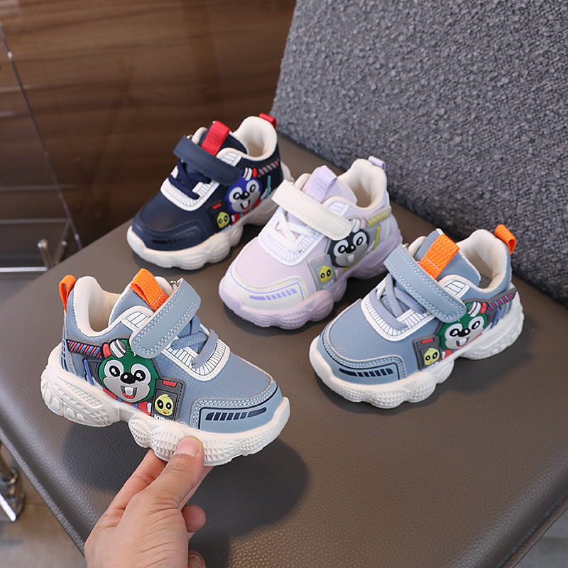 秋季新款皮面单鞋防水男童鞋子运动鞋男孩子卡通鞋女宝鞋子