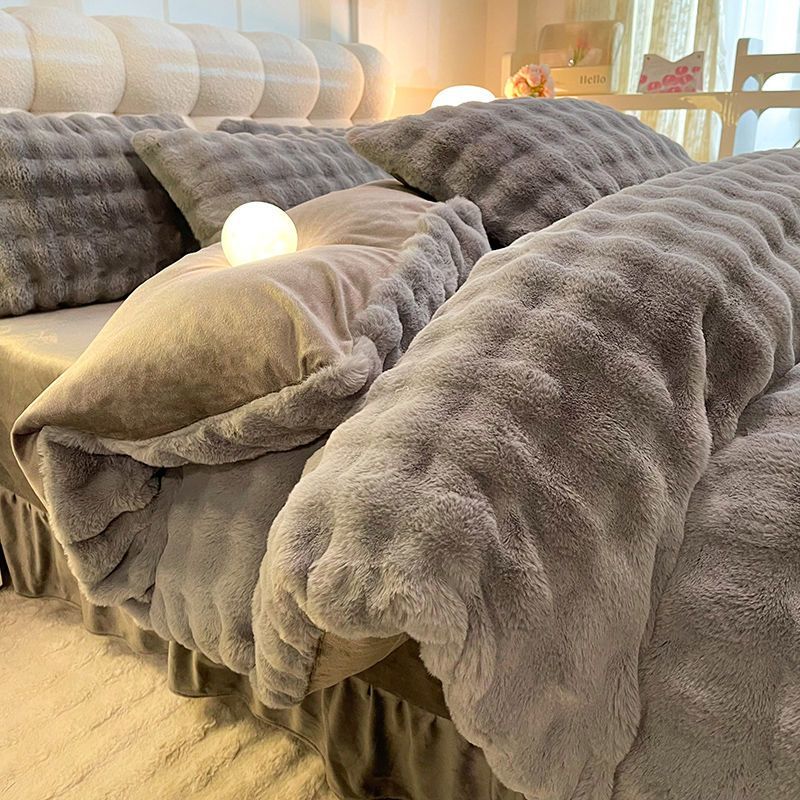 冬季加厚加绒床裙兔兔毛保暖牛奶绒珊瑚绒床单床品三件套