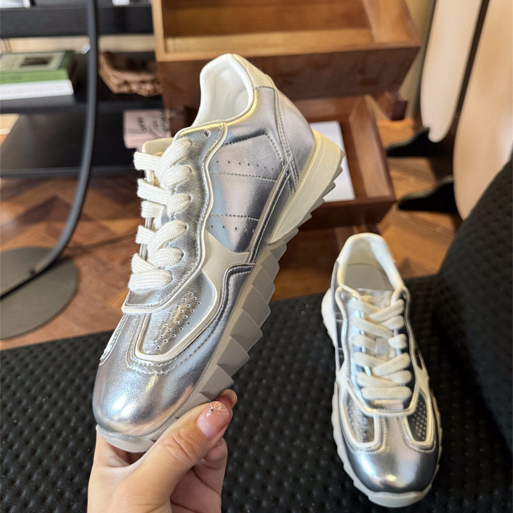 【莱元元】软底内增高2024新款夏季鞋子女小个子显高阿甘鞋女款