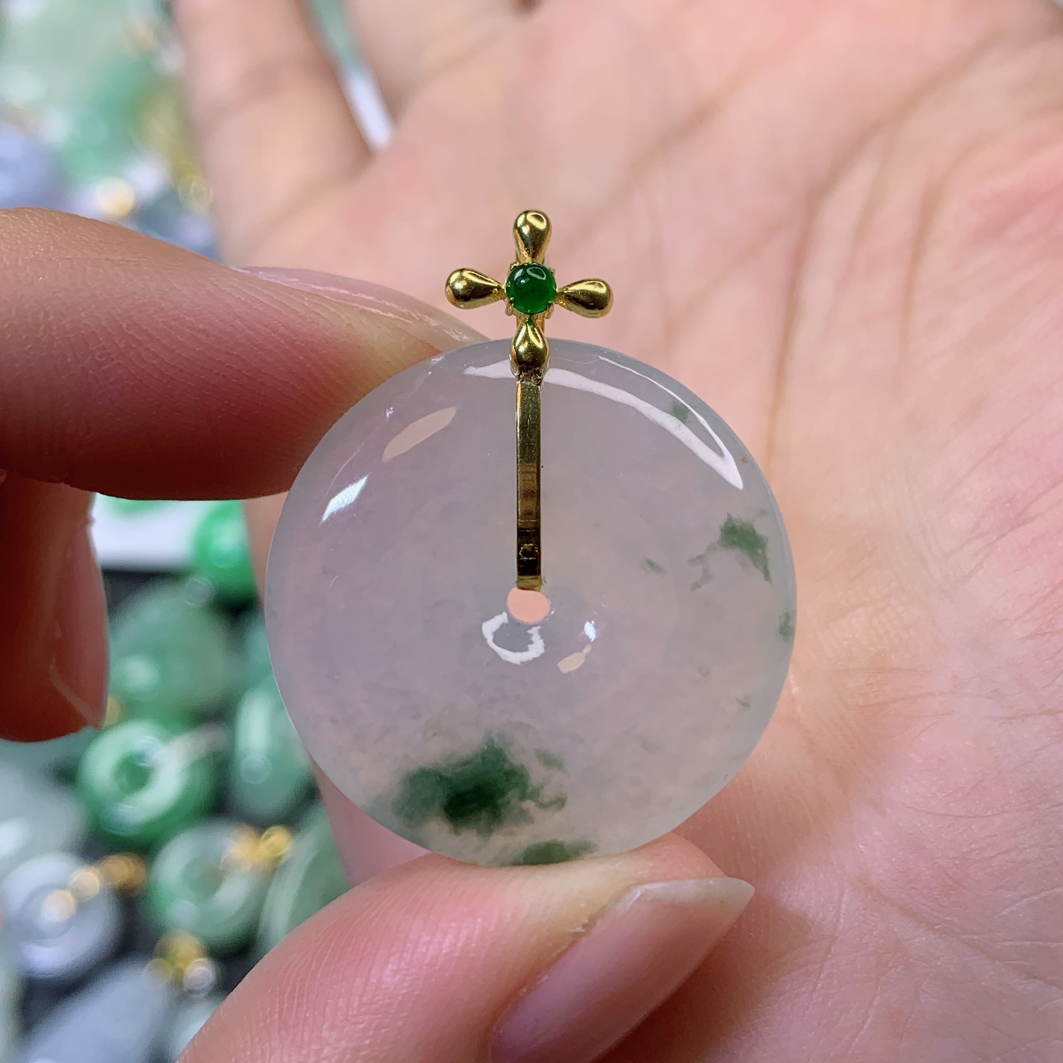 豪庆翡翠天然a货冰种平安扣吊坠26×5.1