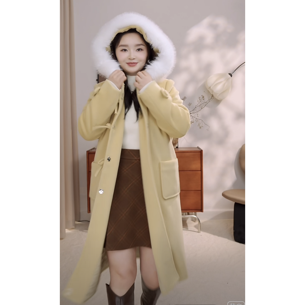 《亏本清仓，无运费险，无运补》气质千金加厚短款斗篷大毛领外套169