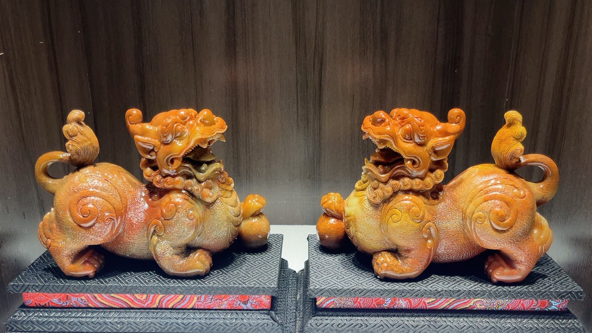 天然寿山石雕刻艺术品、精品貔貅一对、全手工雕刻立体作品