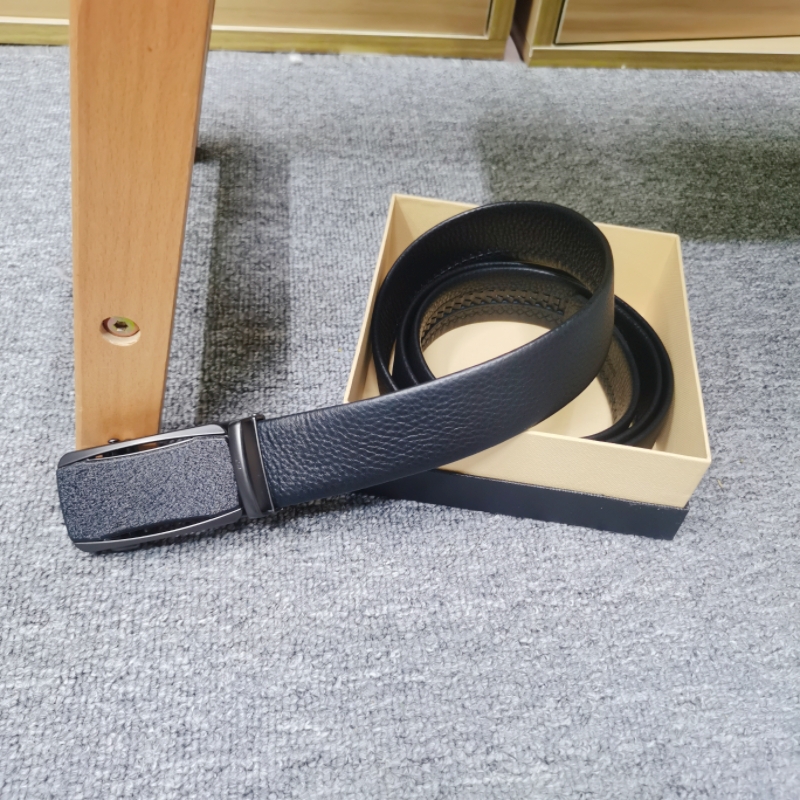 时尚扣头皮带简约绅士舒适柔软有型腰带男