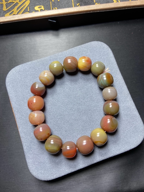 玛瑙手串盐源玛瑙多彩手串