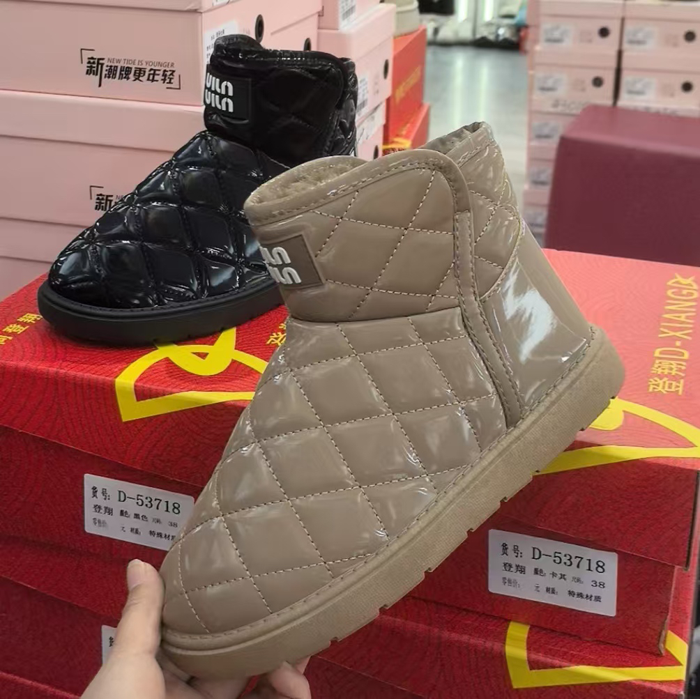 高品质时尚雪地靴