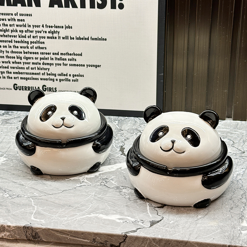 熊猫烟灰缸高级感可爱家用客厅办公室陶瓷烟缸防飞灰摆件带盖手绘