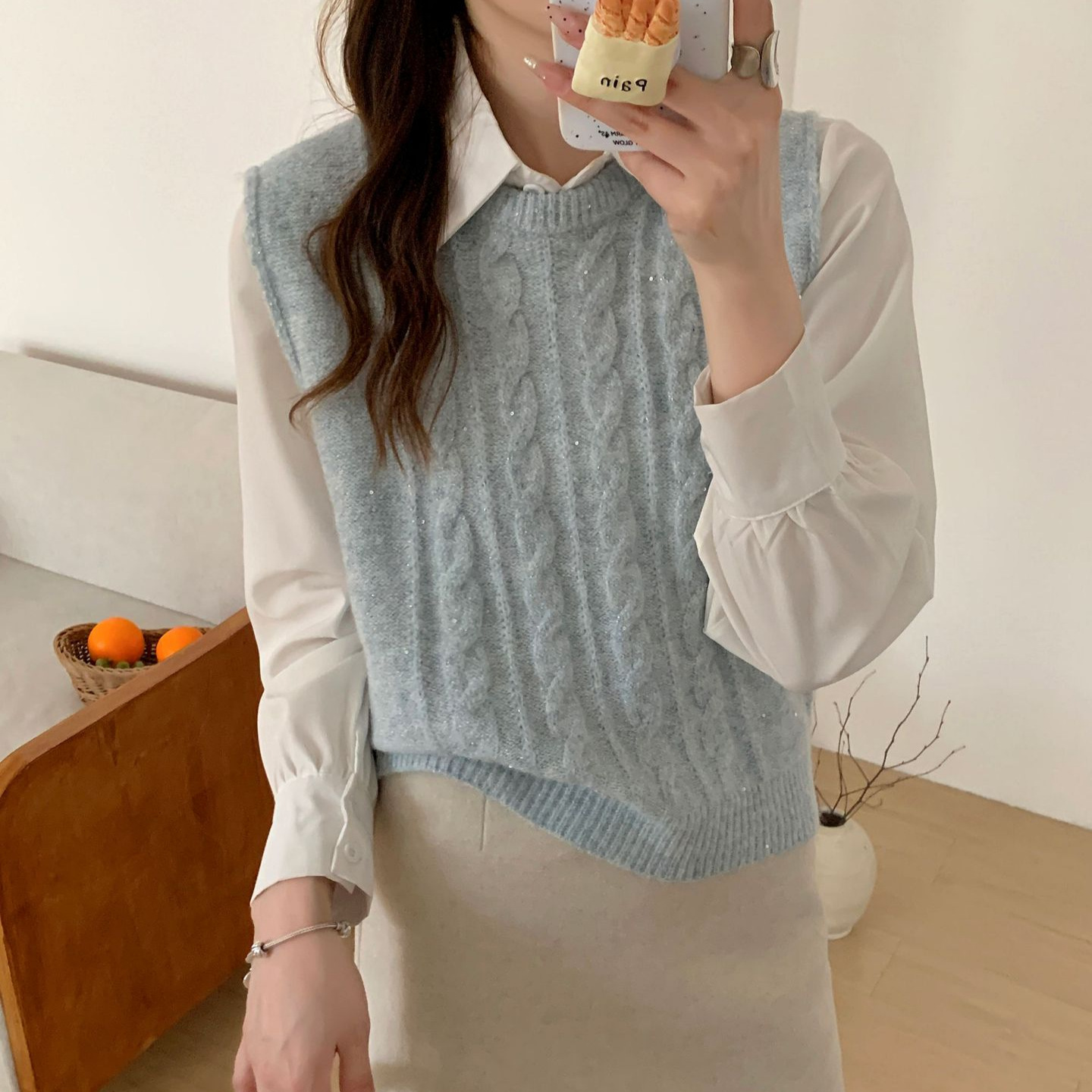 韩系温柔奶蓝色v领麻花针织马甲毛衣背心女秋冬叠穿无袖坎肩上衣