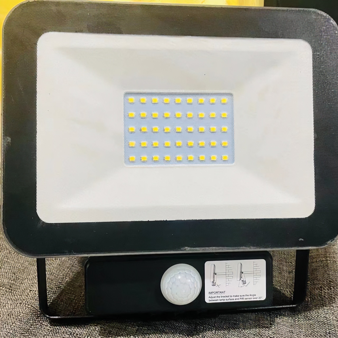 LED投光灯户外照明防水广告草坪泛光路灯  黑款30w