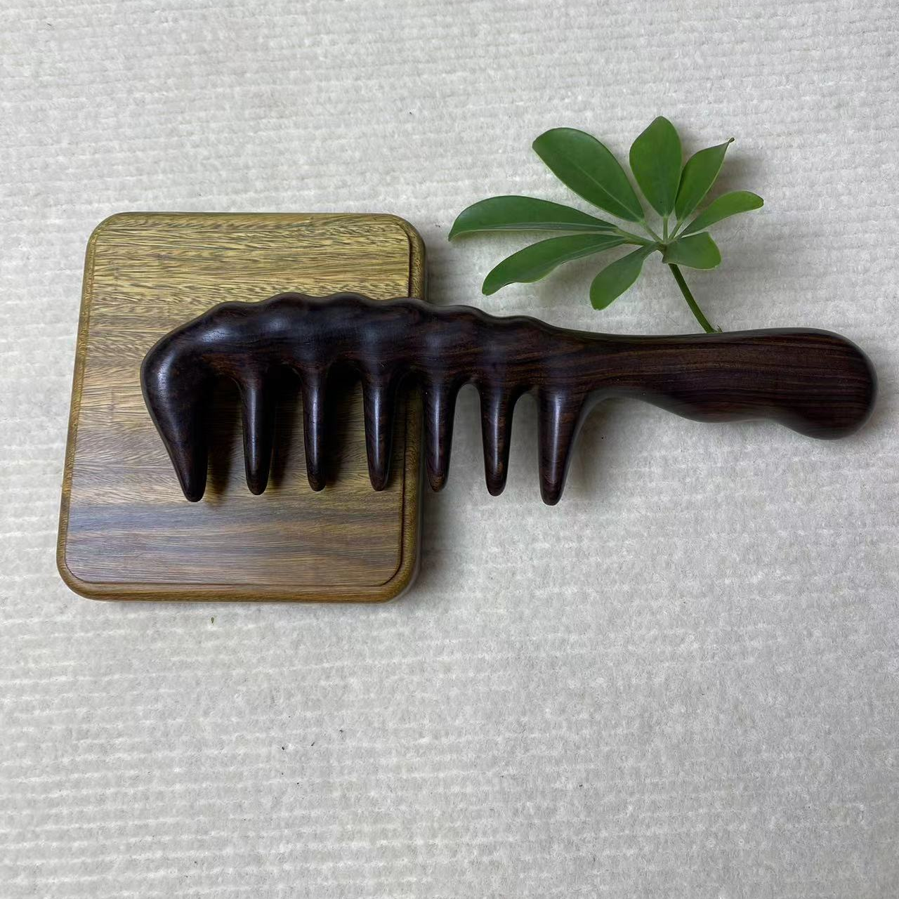 紫光檀大把一体木梳，精抛细磨木梳子