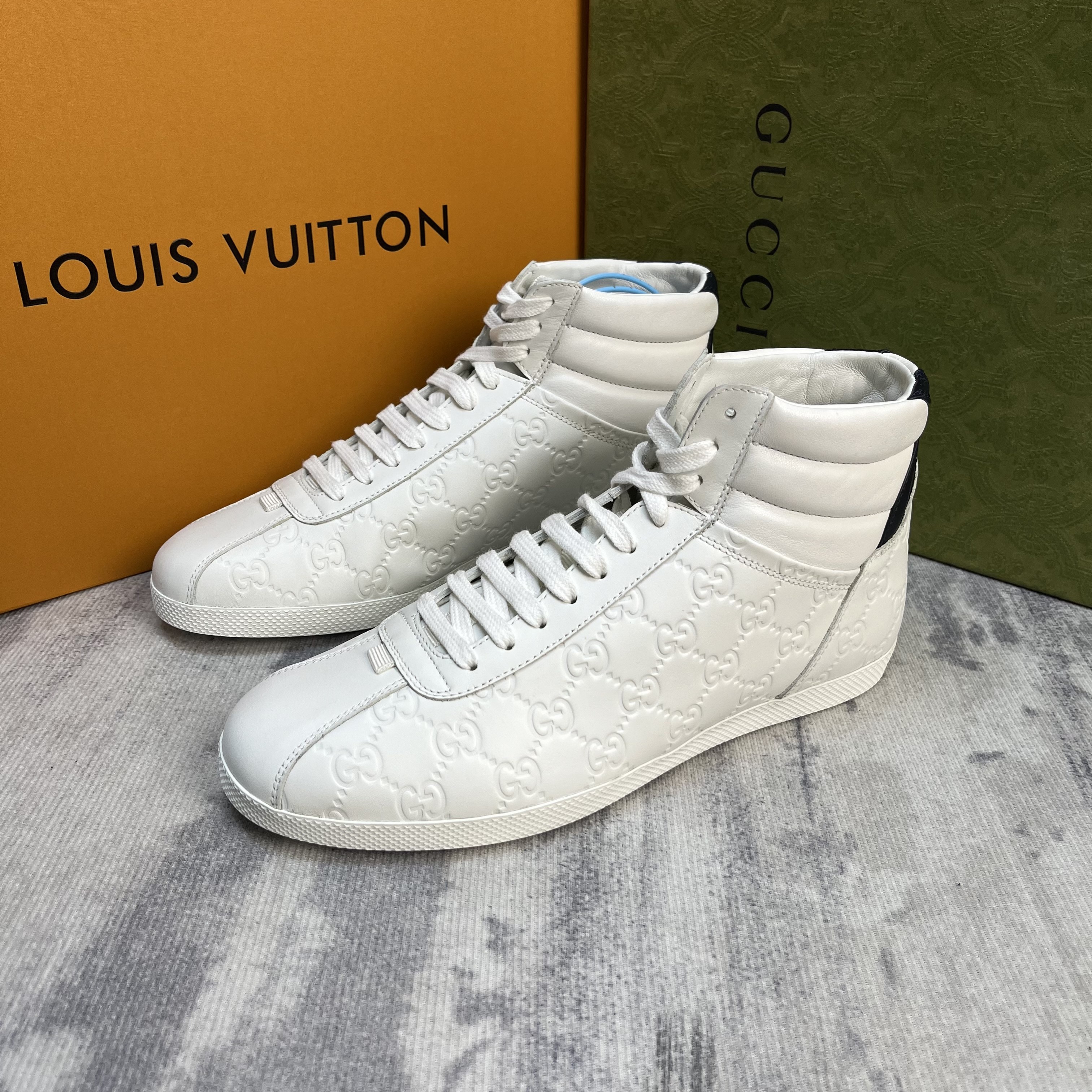 99新 GUCCI/古驰 白色GG压花满印高帮休闲板鞋/99新/41.5欧码