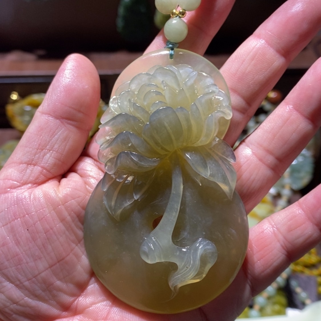 【闪购商品】蛇纹石玉颈饰合金