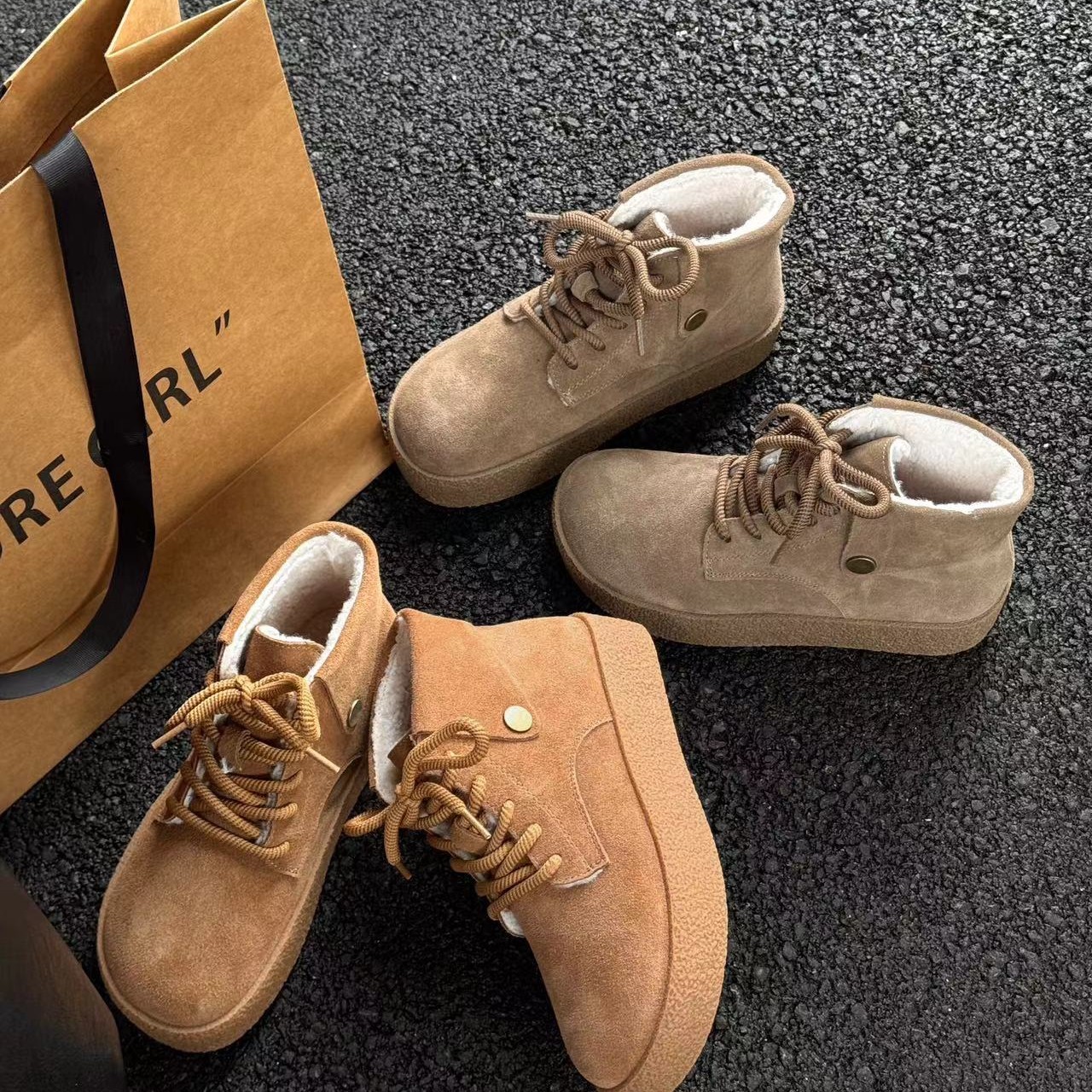 冬季校园风时尚加厚赫本风百搭勃肯靴女休闲保暖加绒短靴复古靴子