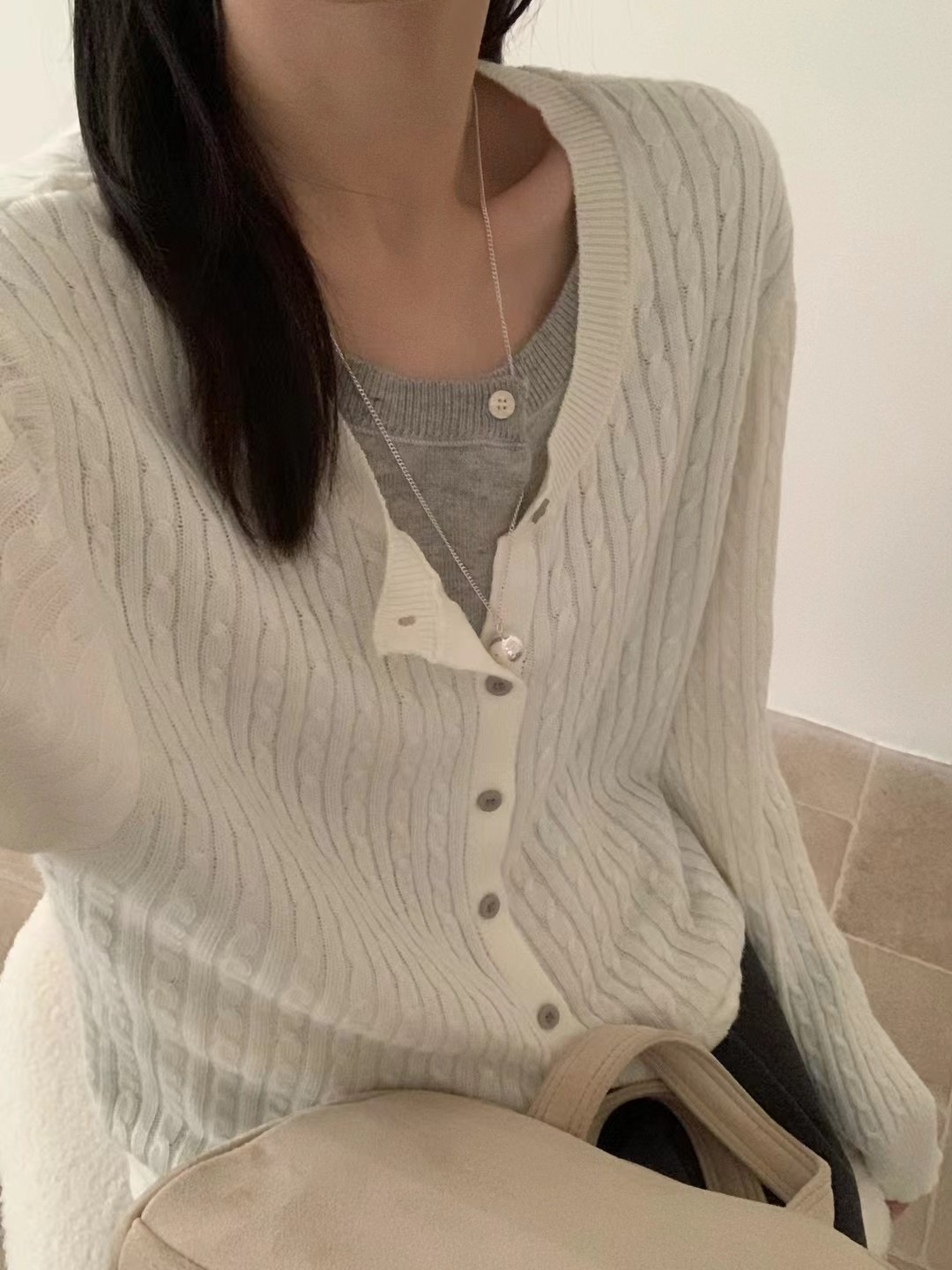 （橙子）秋季韩系圆领麻花假两件单拍扣上衣