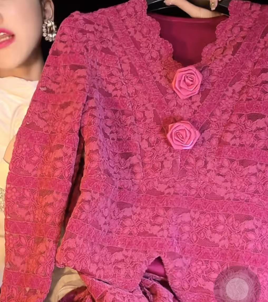 【玫瑰人生•秋冬绒】高品质新款高级女人风上衣修身半身裙两件套女