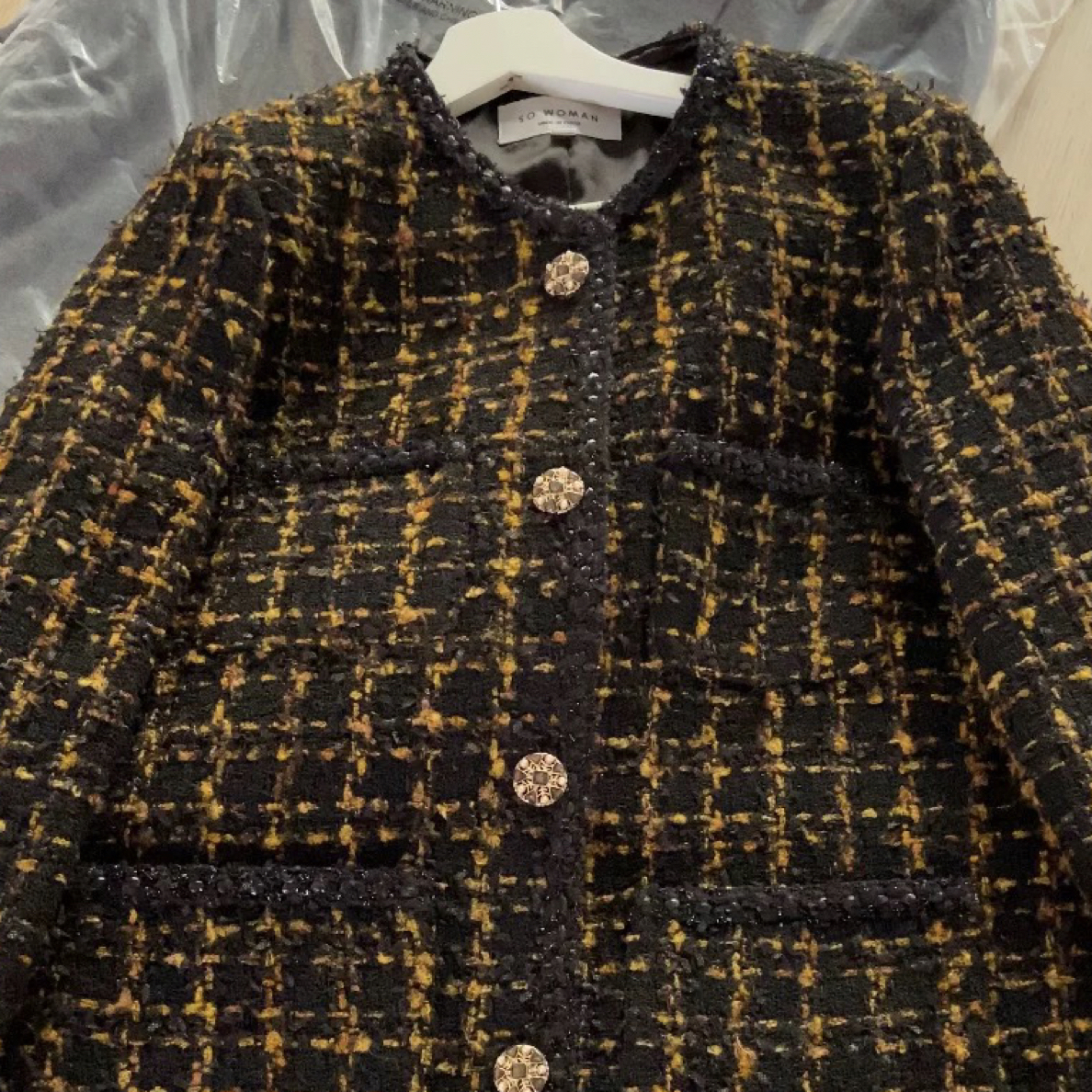 法式复古轻奢小香风黑色咖色粗花羊毛呢女士春秋新款上衣开衫外套