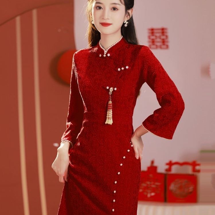 红色改良旗袍敬酒2023新款年轻新娘结婚中式订婚礼服回门长袖