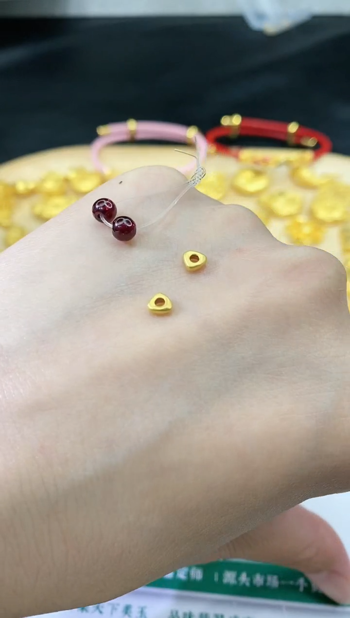 【闪购商品】石榴石净货未镶嵌隔片一对/多样性发货