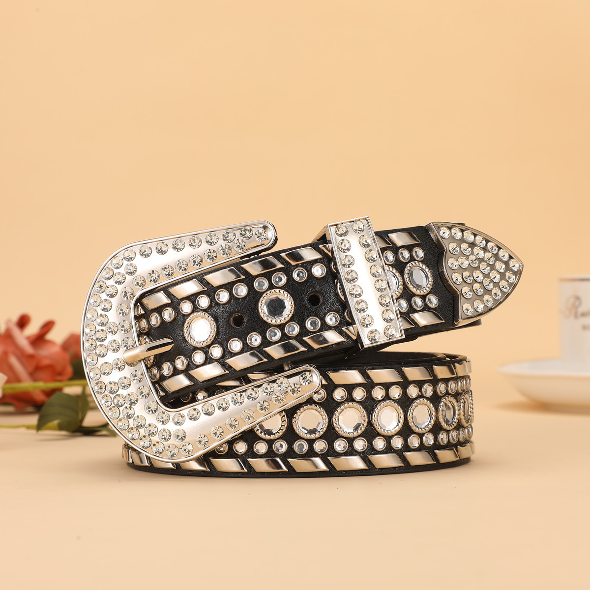 网红女士时尚休闲百搭皮带针扣合金亚克力满钻朋克嘻哈个性腰带