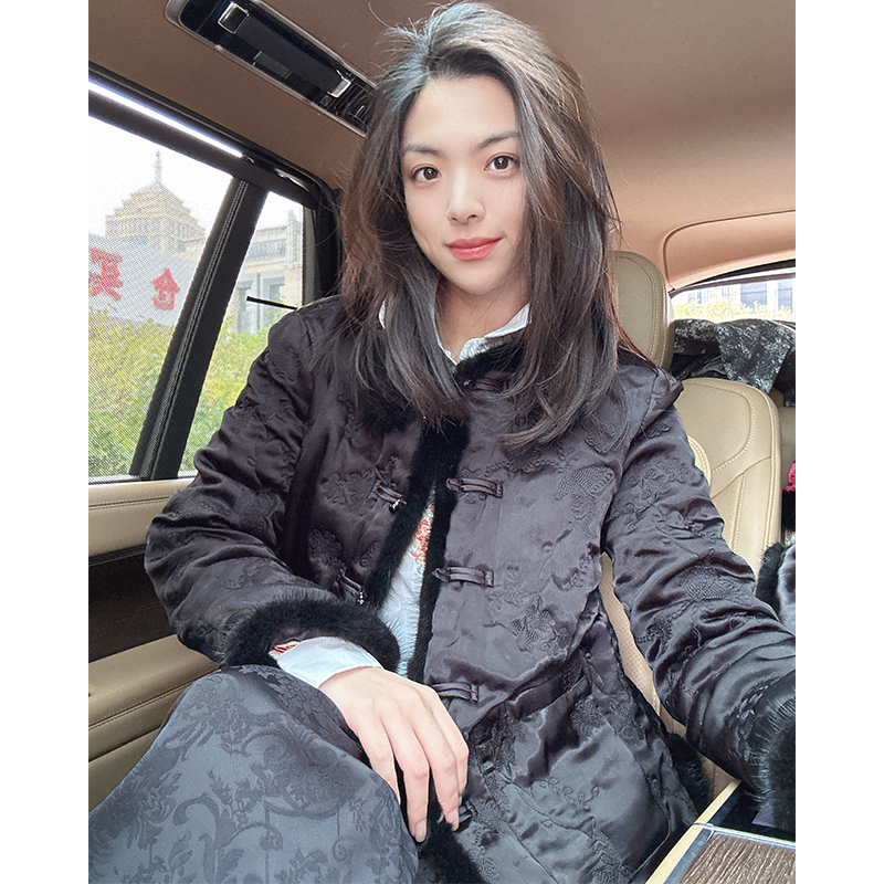 美美国风【夹棉】复古貂毛拼接盘扣立领重工刺绣新中式棉服上衣555