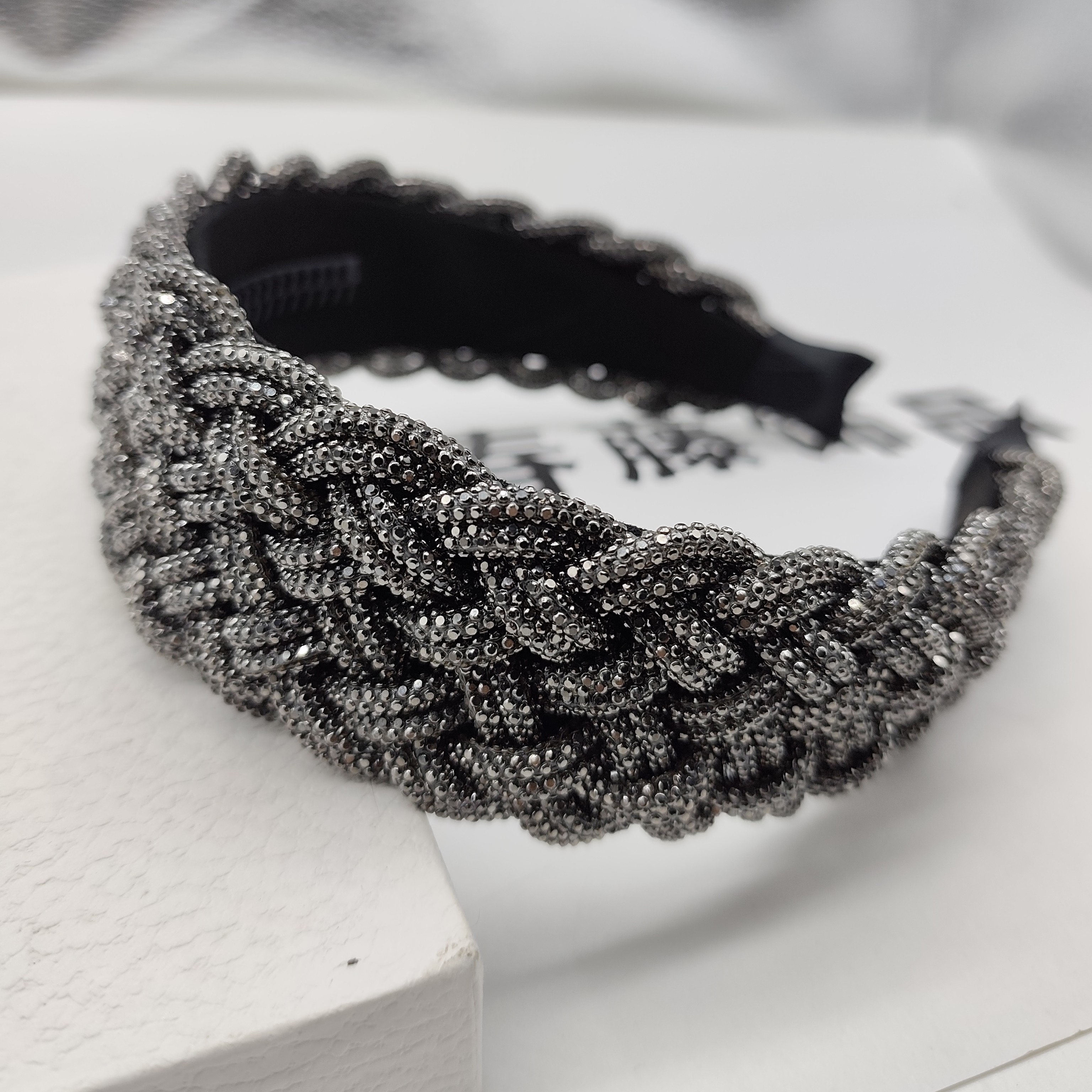 Q-130满钻手工编织宽版时尚百搭发箍头箍