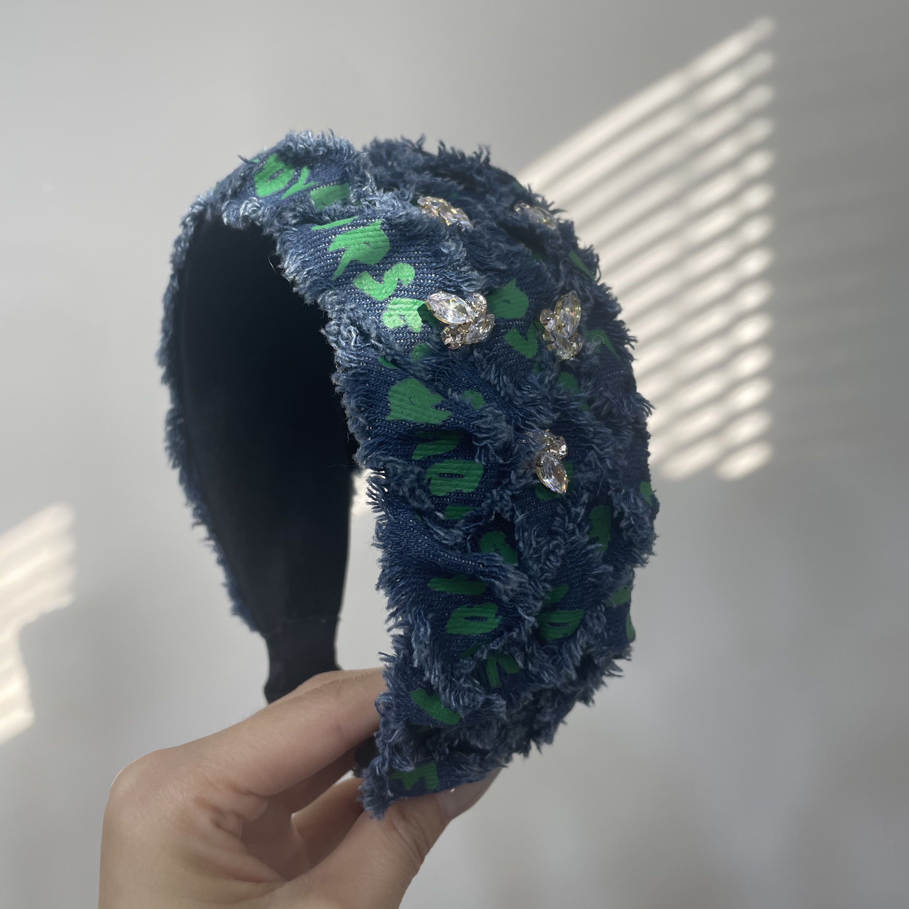 Q22加宽面独家设计休闲时尚减龄款发箍